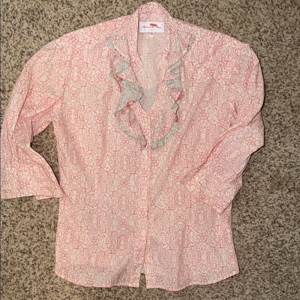 Panhandle Slim 3/4 sleeve medium Pink Paisley Ruffle Button-Up Blouse